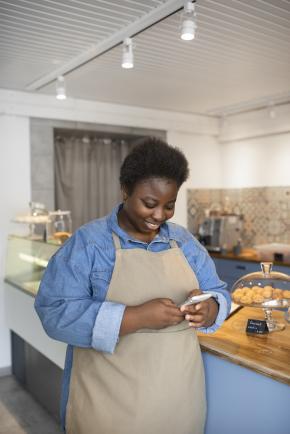 black-woman-running-small-business